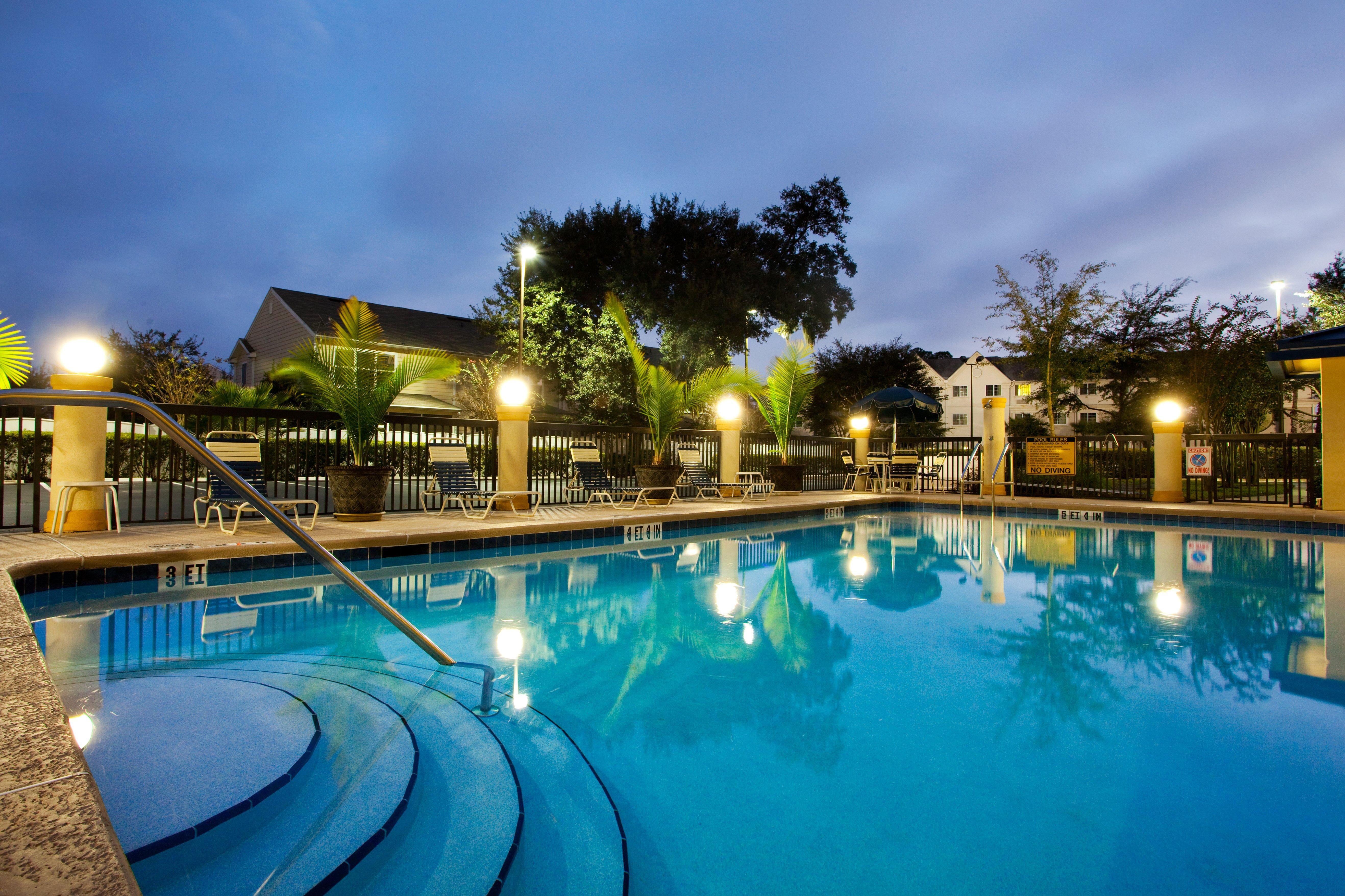 Holiday Inn Express Hotel & Suites Jacksonville-South By Ihg Exteriör bild