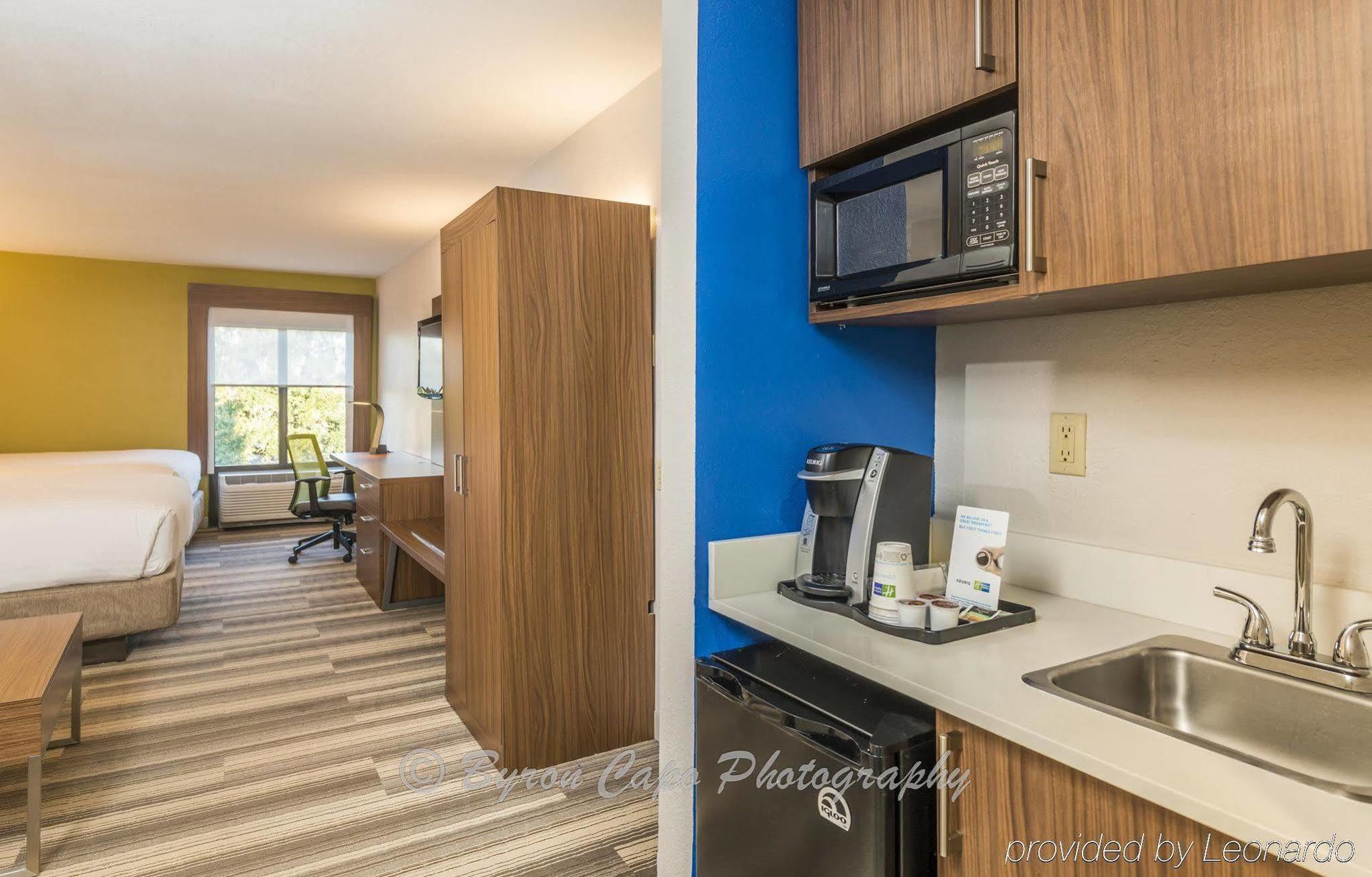 Holiday Inn Express Hotel & Suites Jacksonville-South By Ihg Exteriör bild